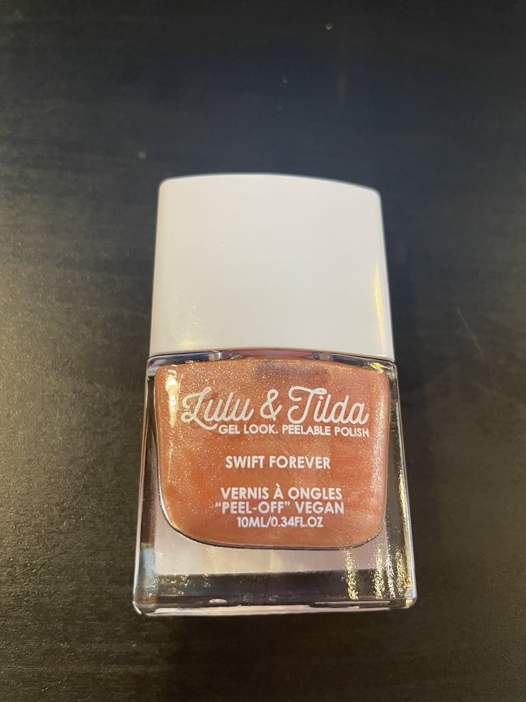 Peel off neglelak Swift forever