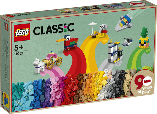 LEGO 90 år med leg 11021
