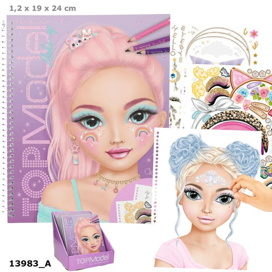 TopModel design make up bog