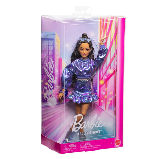 Barbie Deluxe Style Blå Sweater Latina Dukke JFP42