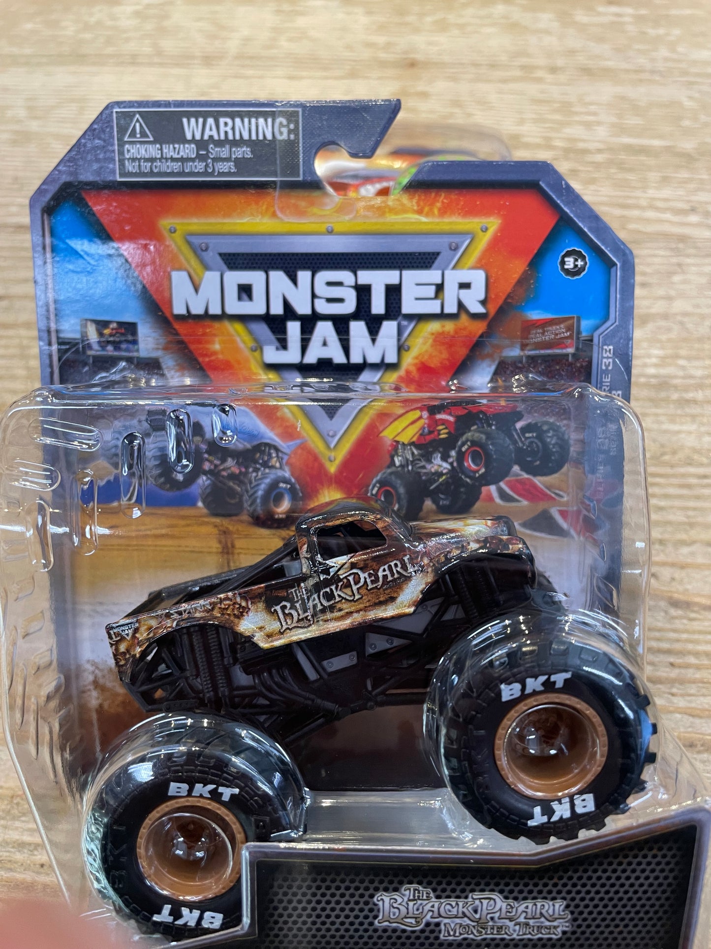 Monster Jam 1:64 Enkeltpakke The Black Pearl