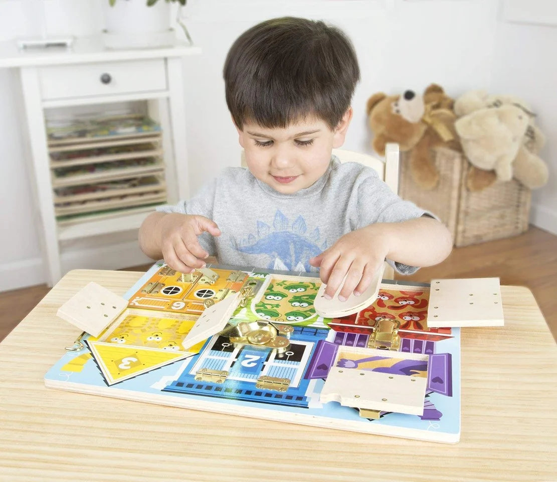 Melissa & Doug - Låse Træ Aktivitetsbræt